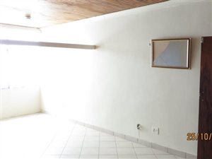 1 Bedroom Apartment in Arcadia