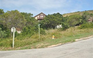 762 m² Land available in Meedingsride