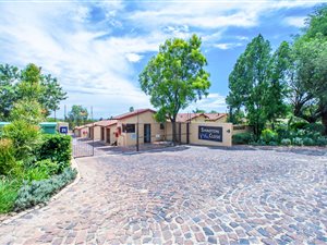 4 Bed Townhouse in Fourways