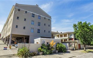 3 Bedroom Apartment in Grahamstown Central