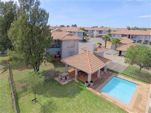 2 Bed Townhouse in Crystal Park