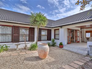 3 Bed House in Knysna Heights
