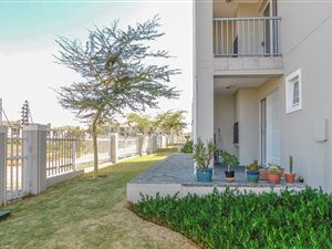 2 Bed Apartment in Burgundy Estate
