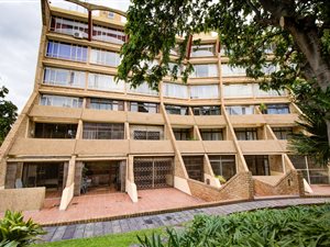 3 Bed Apartment in Faerie Glen