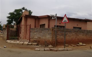 3 Bedroom House in Mofolo South