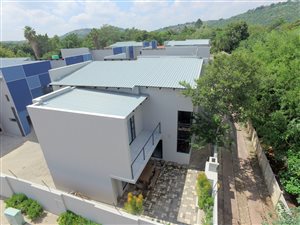 3 Bed Apartment in Rustenburg Central