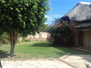 4 Bed House in Theresa Park