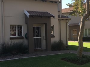 3 Bed Duplex in Greenstone Hill