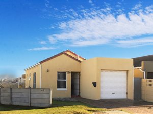 3 Bed House in Broadlands