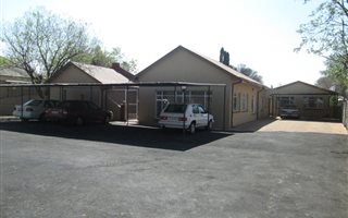 4 Bedroom House in Potchefstroom Central