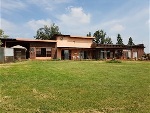 18.5 ha Farm in Magaliesburg