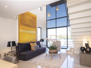 2 Bed Apartment in Rosebank