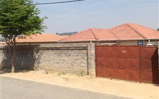 3 Bedroom House in Cosmo City
