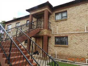 2 Bed Apartment in Flamwood