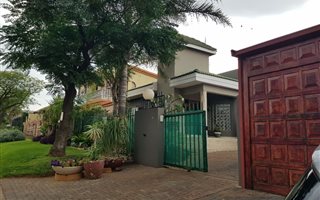 3 Bedroom House in Laudium