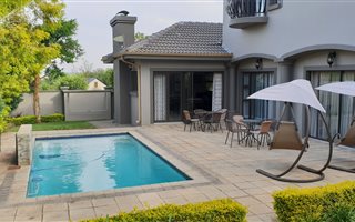 5 Bedroom House in Midlands Estate