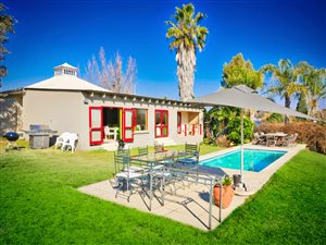 4 Bed House in Chartwell