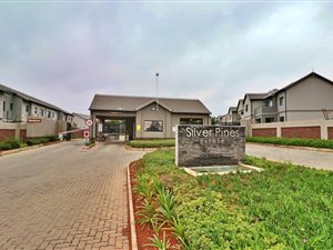 3 Bed Townhouse in Cloverdene