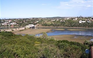 950 m² Land available in Merryhill