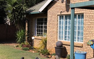 3 Bedroom Simplex in The Willows