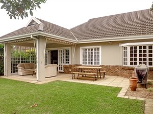 4 Bed Simplex in Augusta Country Estate