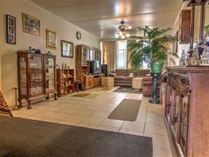 2 Bed Apartment in Marlands
