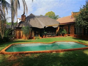 4 Bed House in Doornpoort and surrounds