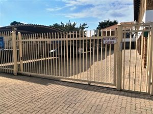 2 Bed Flat in Brits Central