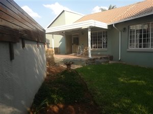 3 Bedroom Townhouse in Highveld