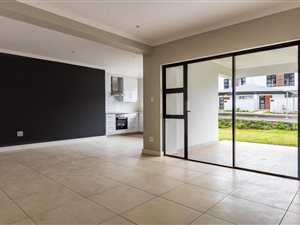 3 Bed Apartment in Gillitts