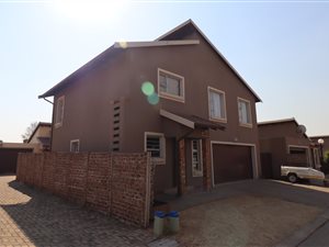 3 Bed Cluster in Newmarket Park