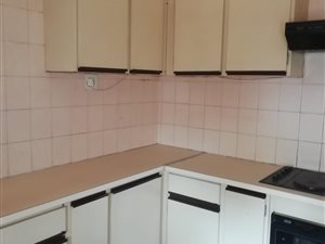2 Bed Duplex in Vanderbijlpark CE2