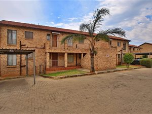 2 Bedroom Apartment in Honeydew