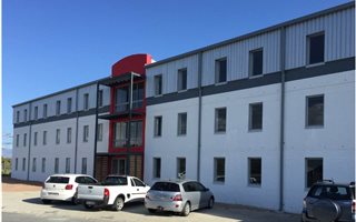 101.699996948242 m² Office Space in Firgrove
