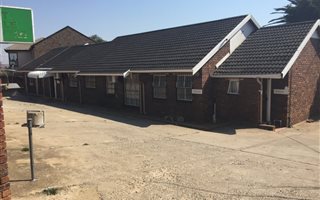Commercial space in Oakdene