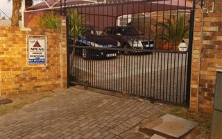 3 Bedroom Townhouse in Wilro Park