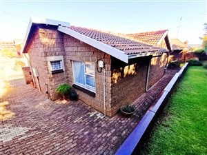 2 Bed Townhouse in Florida Hills
