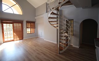 2 Bedroom Apartment in Hyde Park