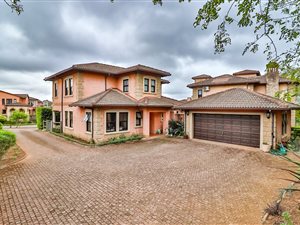 3 Bed House in Plantations
