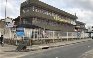 5000 m² Industrial space in Kew