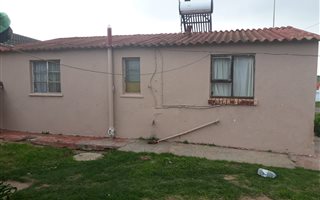 2 Bedroom House in Zwide
