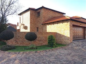 3 Bed Duplex in Kyalami