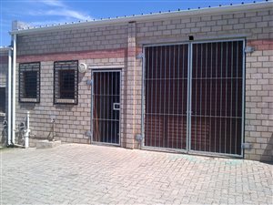 130 m² Industrial space in George Central