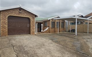 3 Bedroom House in Phoenix