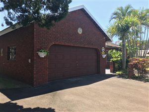 4 Bed House in Meerensee