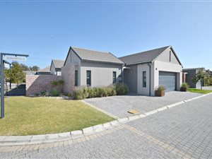 3 Bed House in Kuilsriver