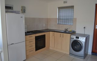 2 Bedroom House in Bardale Village
