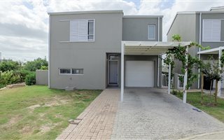 3 Bedroom Townhouse in Heritage Park