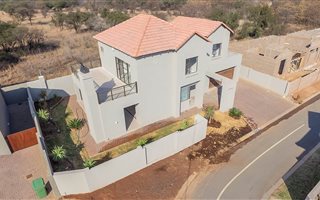 3 Bedroom House in Melodie