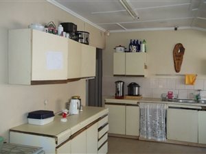 5 Bed House in East Lynne